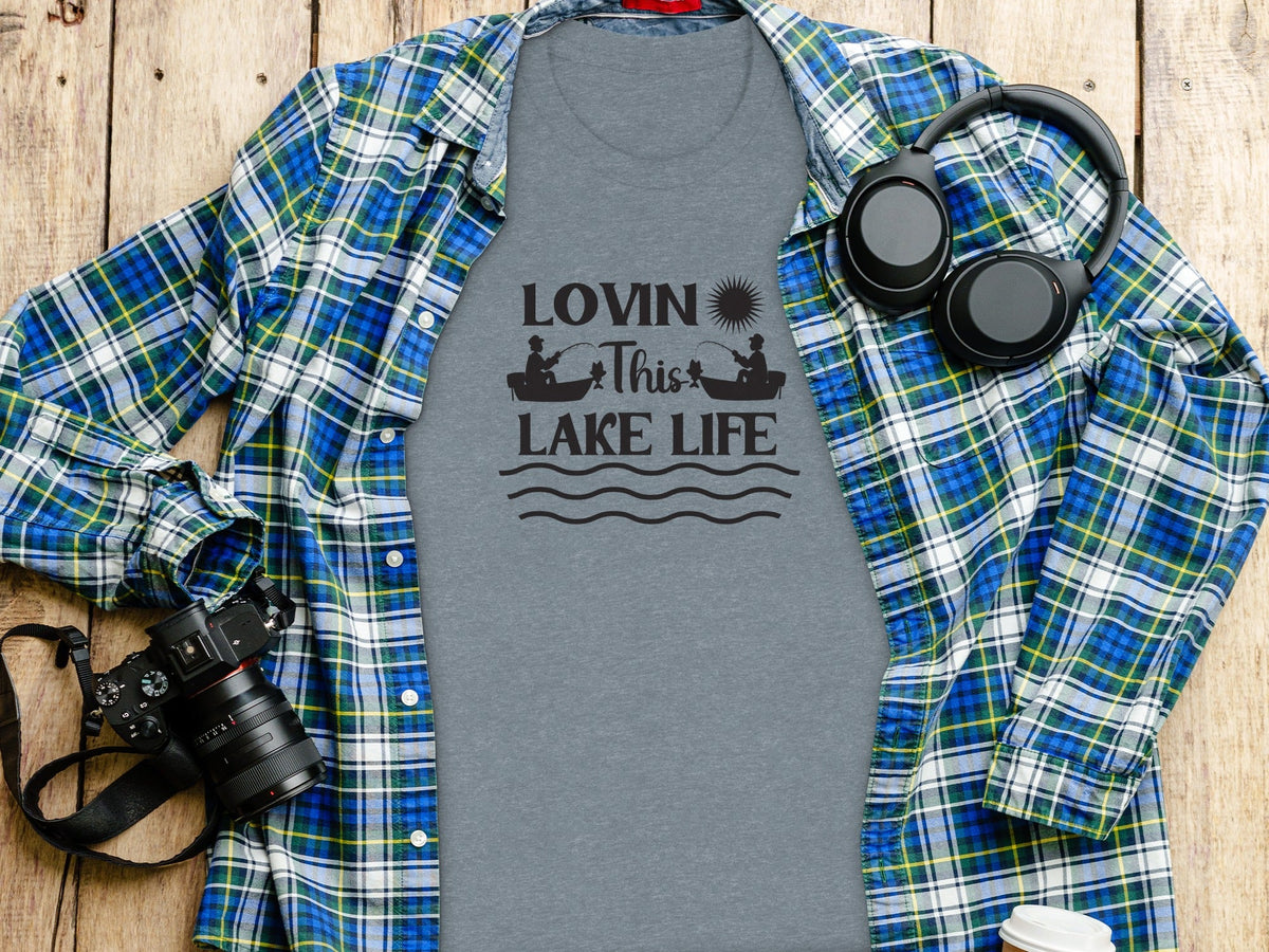 Lovin This Lake Life Fishing Lovers Graphic Design T-Shirt